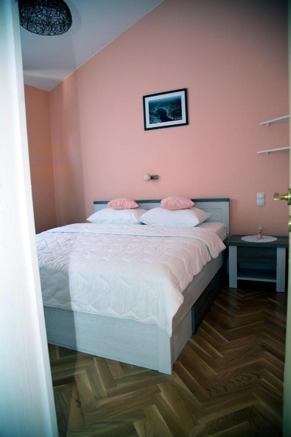Apartment Del Mar Вінішчє Екстер'єр фото